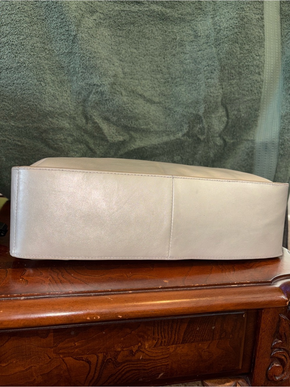 HOBO Metallic Cream Leather Shoulder Hobo - Picture 3 of 6